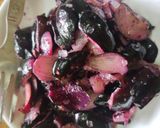 A picture of step 3 of Jamun chat.