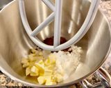 Foto del paso 3 de la receta: Pastel relleno con crema pastelera de chocolate (versión sin gluten de “Bavette- Gastronomía”)