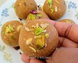 A picture of step 4 of Besan ladoo.