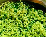Foto langkah ke 4 dari resep Petulo Pandan Mie.