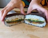Foto del paso 8 de la receta: Sandwichi de onigiri, Onigirazu(キンパおにぎらず) / Comida japonesa