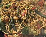 Foto del paso 6 de la receta: Wok de mar (chow mein)