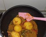 Foto langkah ke 4 dari resep Telur Masak Santan Cabai Hijau.