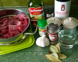 Foto del paso 1 de la receta: Conejo al salmorejo