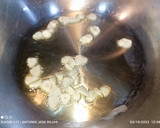 Foto del paso 2 de la receta: Repollo guisado con espárragos verdes