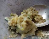 A picture of step 2 of Quick aloo parota.