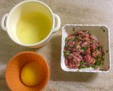 Foto langkah ke 1 dari resep Roti tawar goreng daging tanpa tepung.