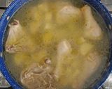 Foto del paso 3 de la receta: Caldo de pollo 🍗🥔en tomate verde con papas