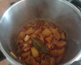 Foto del paso 5 de la receta: Migas de bacalao, con mariscos y patatas en olla exprés