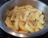 Foto del paso 2 de la receta: Hígado con manzana y arroz 🍏