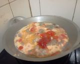 Foto langkah ke 2 dari resep Udang asam manis.