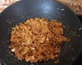 पारंपरिक उकडीचे मोदक (ukadiche modak recipe in marathi) रेसिपी स्टेप 3 फोटो
