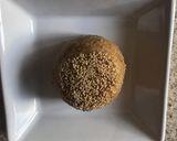 A picture of step 5 of Churma ladoo.