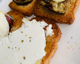 Foto del paso 3 de la receta: Berenjena con jamón sobre tosta con queso de cabra
