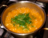 Foto del paso 3 de la receta: Sopa de coditos con espinacas