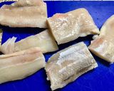 Foto del paso 1 de la receta: Pez 🐟 gallo 🐔 frito con puré de papas 🥔