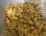 A picture of step 2 of Chapati upma.