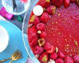 صورة لخطوة 7 من وصفة 🍓🍰 تشيز كيك الفواكه الحمراء وماء الورد والفستق 🍰🍓
