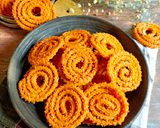 A picture of step 4 of Rice - Wheat Flour Chakri.
