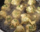 A picture of step 7 of Methi Pakoda.