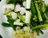 Hình bước làm 1 của món Canh kim chi hải sản