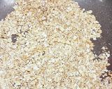 A picture of step 2 of Healthy Breakfast Oats Porridge.