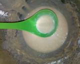A picture of step 2 of Sponge cake.