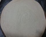 A picture of step 4 of Egg paratha roll.