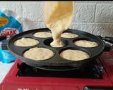 Foto langkah ke 6 dari resep Kue khamir Pisang.