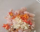 Foto langkah ke 1 dari resep Ide Bekal : Tumis Ayam Taichan.