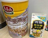 A picture of step 1 of Overnight Oats with Black Soy Milk.