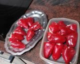 Foto del paso 7 de la receta: Pimientos del piquillo rellenos de merluza y palitos de cangrejo