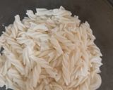 A picture of step 1 of Pasta.