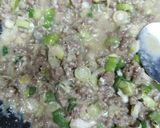 Foto langkah ke 3 dari resep Martabak Daging Praktis dan gampang.