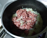 Foto del paso 1 de la receta: Empanadas de carne jugosas