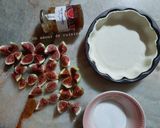 Une image de l'étape 3 de Tarte fine aux figues ☕.