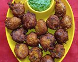 A picture of step 3 of Raw Papaya Fritters.