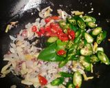 Foto langkah ke 2 dari resep Tumis Cumi Asin Pete Cabe Ijo.