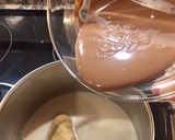 Foto del paso 4 de la receta: Flan de chocolate con leche y vainilla