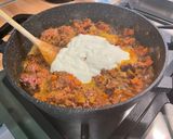 Une image de l'étape 13 de Bœuf aux tomates, carottes, oignons rouges et épices (avec pains paratha).