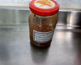 Une image de l'étape 8 de Queues de lotte au poivron jaune, oignon, tomate et estragon.