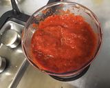 Une image de l'étape 6 de Pavés de saumon à l'aneth, crème de poivrons et radis.