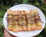 Foto langkah ke 5 dari resep Pisang Gulung saus greentea coki coki.