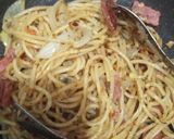Foto langkah ke 4 dari resep Spaghetti aglio olio instan.