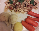 Foto del paso 2 de la receta: Pollo deshebrado a la mexicana