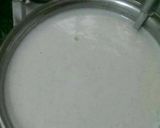 A picture of step 2 of Broken Glass Jelly Pudding.