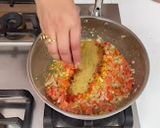 भरलेली ढोबळी मिरची/ भरलेली शिमला मिरची/ stuffed Shimla mirchi/ stuffed capsicum - मराठी रेसिपी रेसिपी स्टेप 5 फोटो