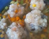 Foto langkah ke 3 dari resep Sup Bakso Udang oleh SoojanKitchen.