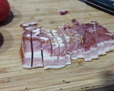Foto del paso 2 de la receta: Hojaldre con bacon y tomates