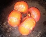 भूने टमाटर की चटनी (bhune tamatar ki chutney recipe in Hindi) रेसिपी चरण 2 फोटो